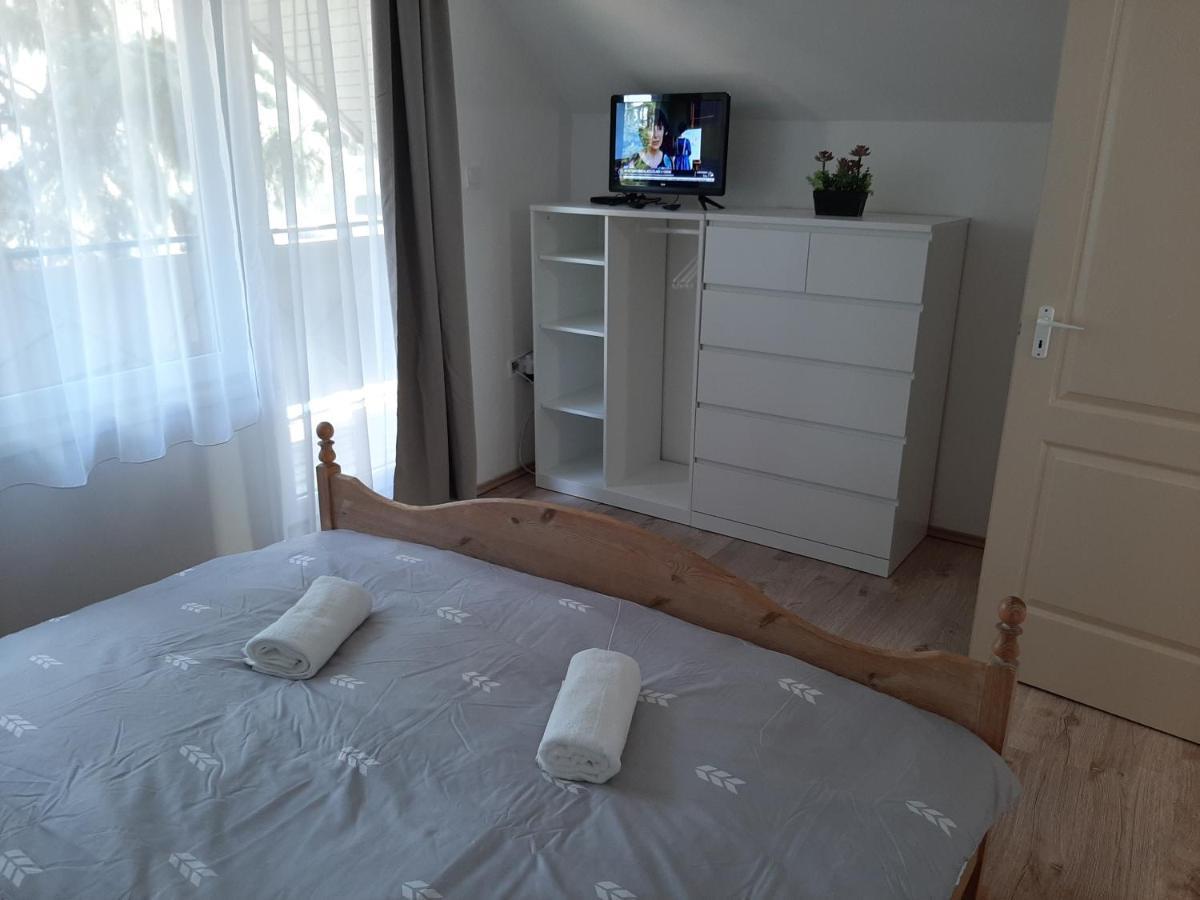 Nikolett Apartman Hajduszoboszlo Ngoại thất bức ảnh